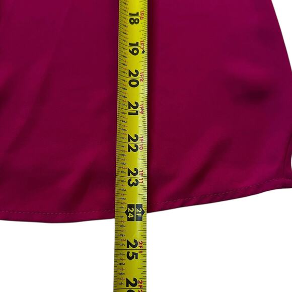 Banana Republic Fuchsia Pink V-neck Sleeveless Blouse Women's Top Size 2 | 26-34 - Picture 5 of 6